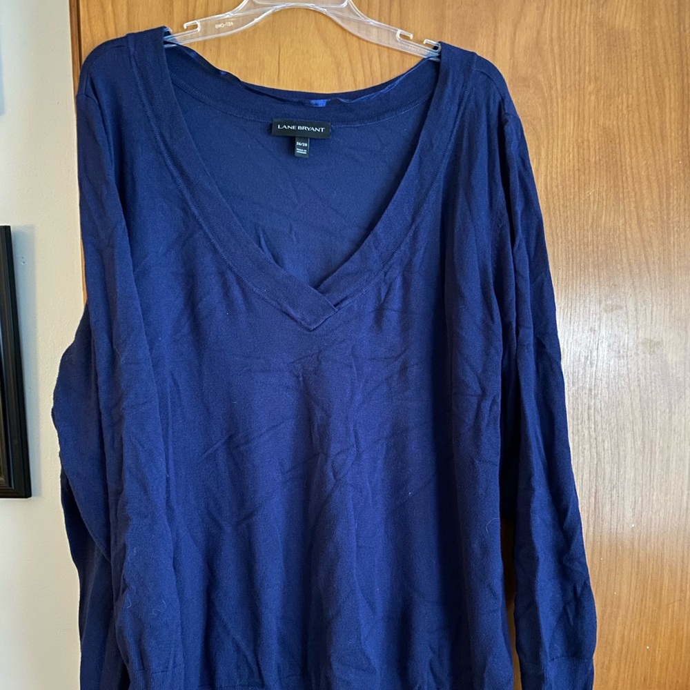 Lane Bryant blue sweater in 26/28